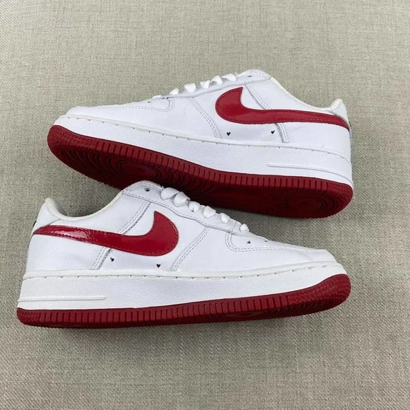 2006 Nike Air Force 1 Low “Vday”